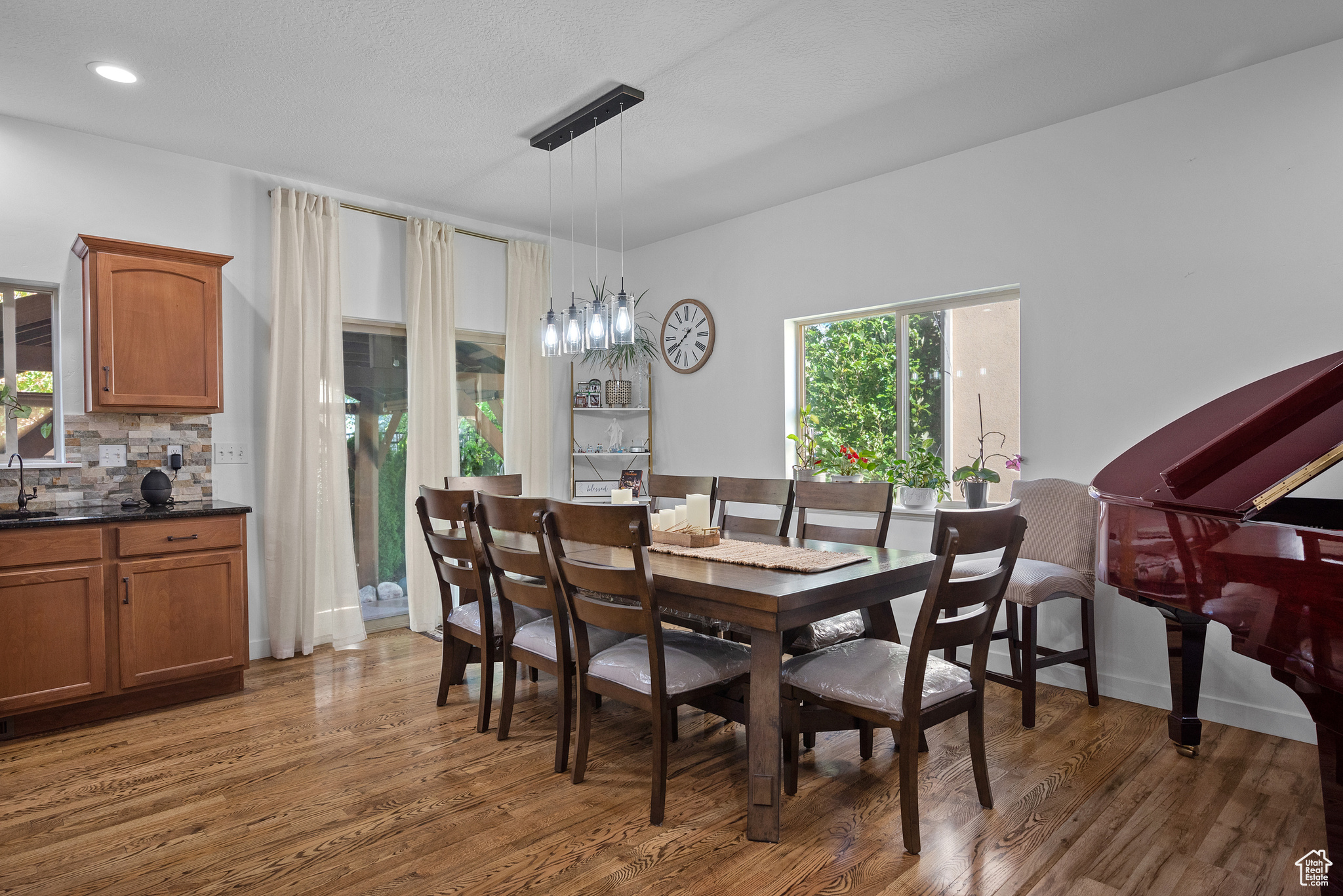 THE CEDARS AT CEDAR HILLS - Residential