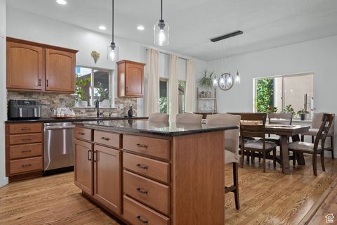 Tiny photo for 10795 N LA COSTA, Cedar Hills, UT 84062 (MLS # 2115938)