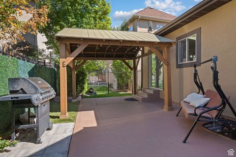 Tiny photo for 10795 N LA COSTA, Cedar Hills, UT 84062 (MLS # 2115938)