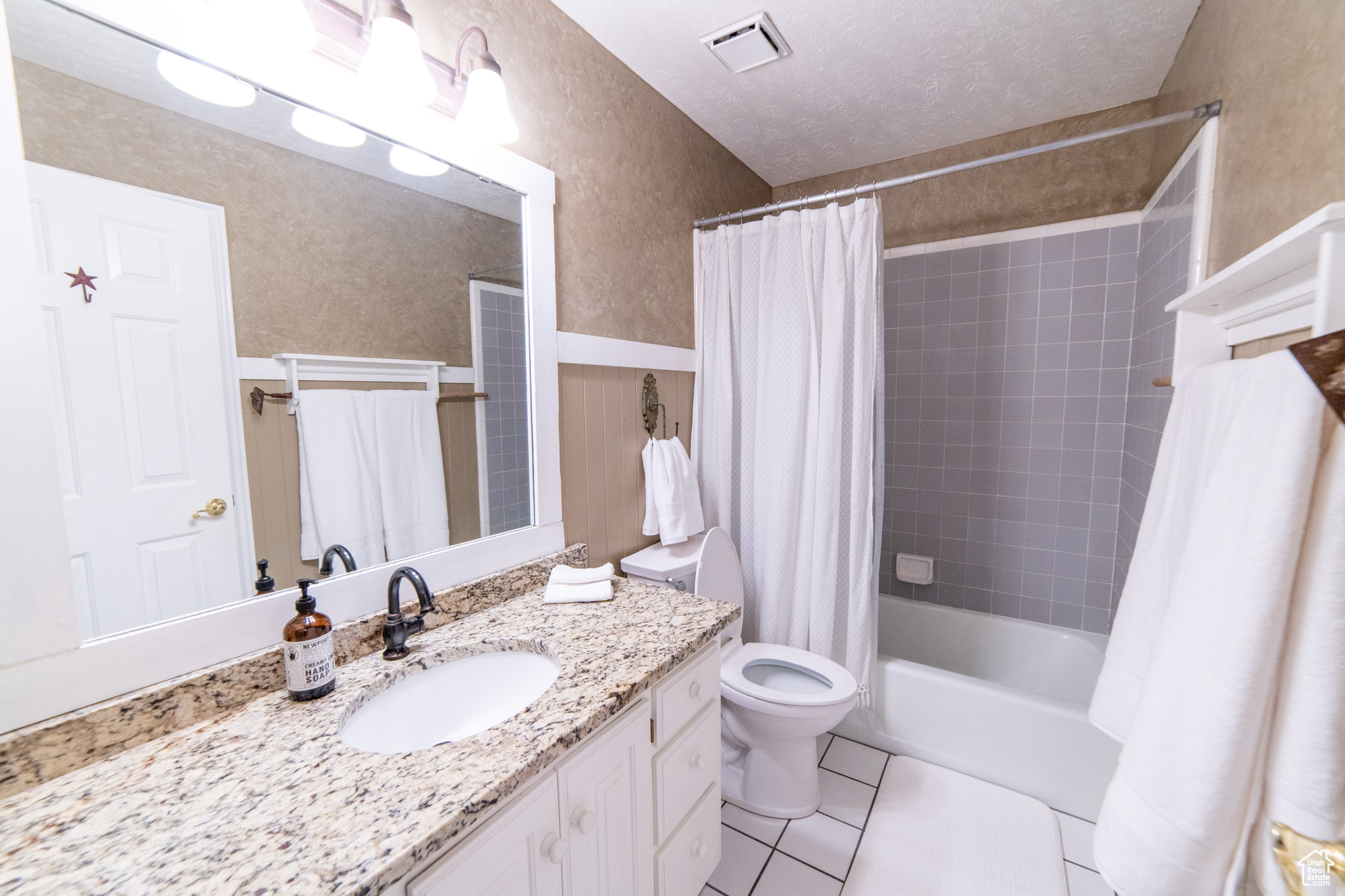 WHITE CITY - Residential