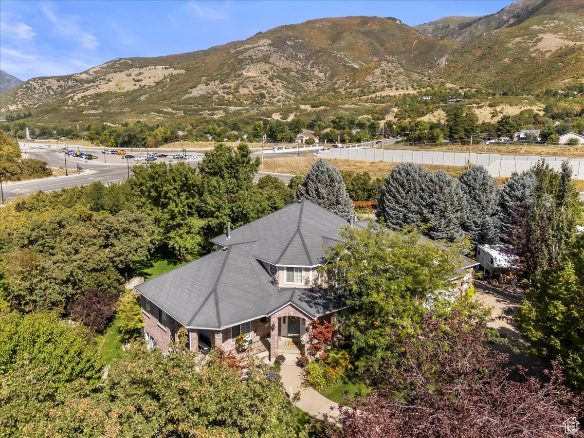 DREAMS END - Residential