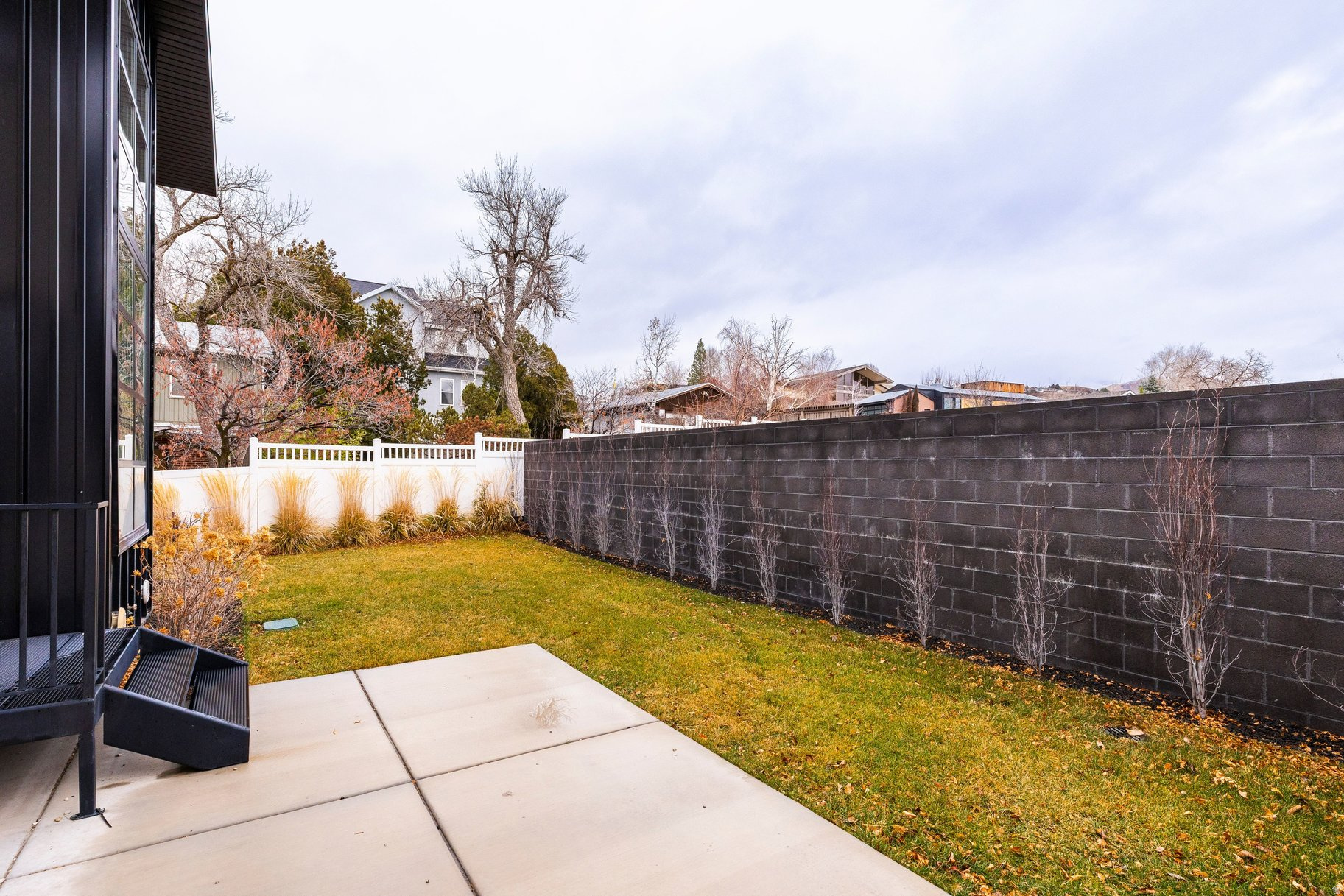 EAST CAPITOL GARDENS - Residential Income