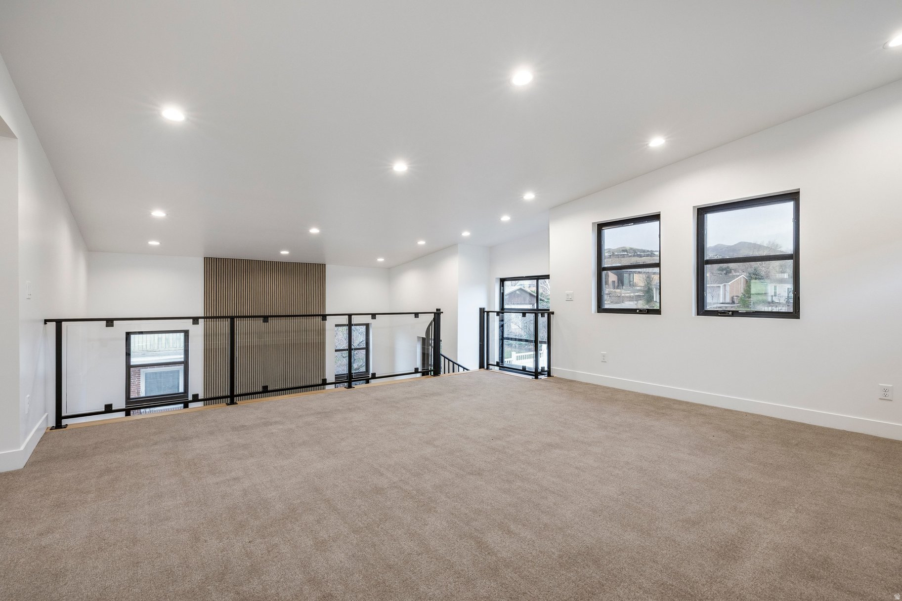 EAST CAPITOL GARDENS - Residential Income