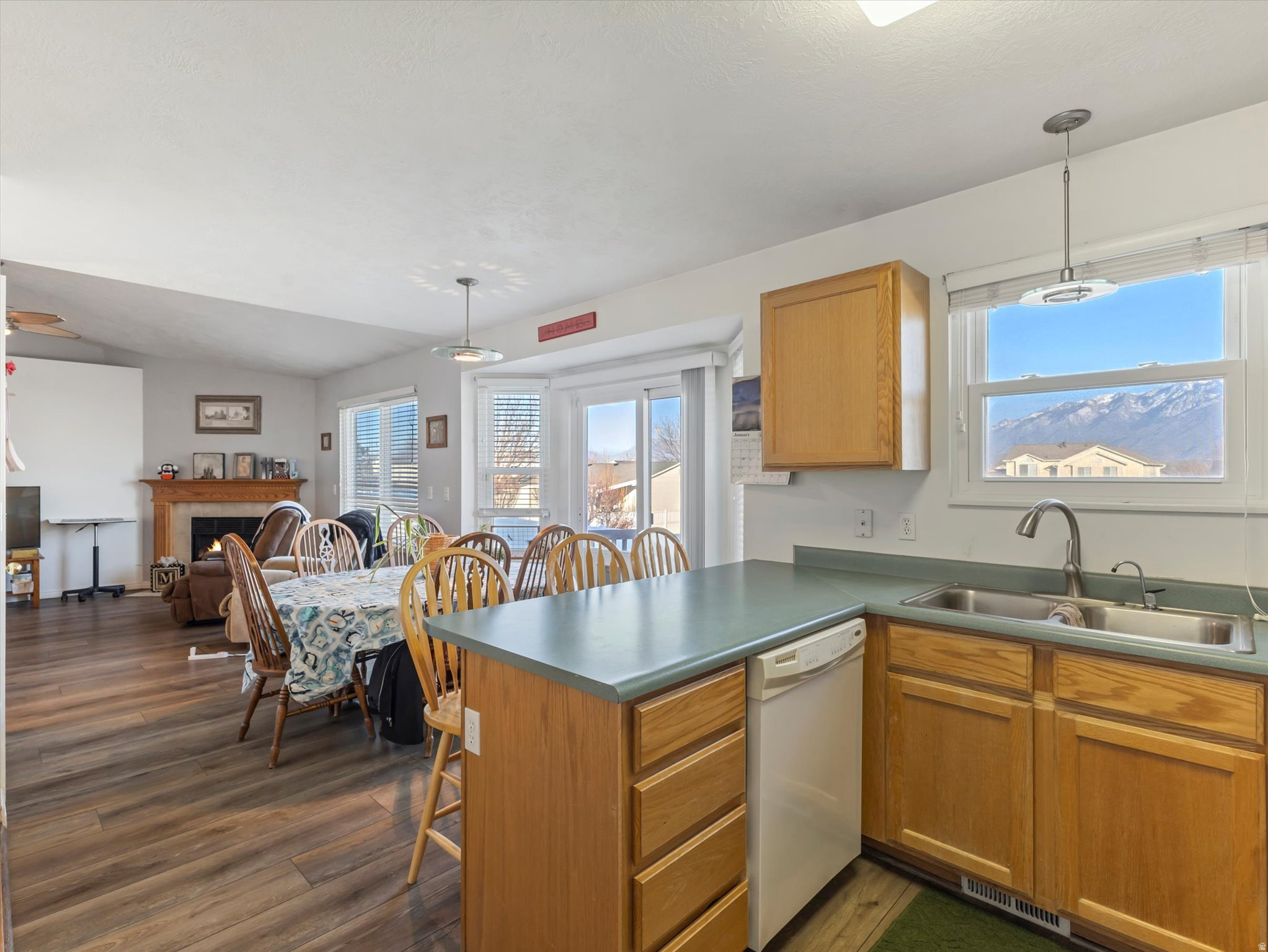 VISTA MEADOWS - Residential