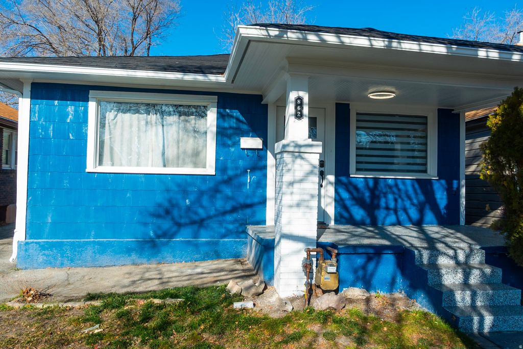 Photo of 862 W PACIFIC AVE, Salt Lake City, UT 84104 (MLS # 2154293)