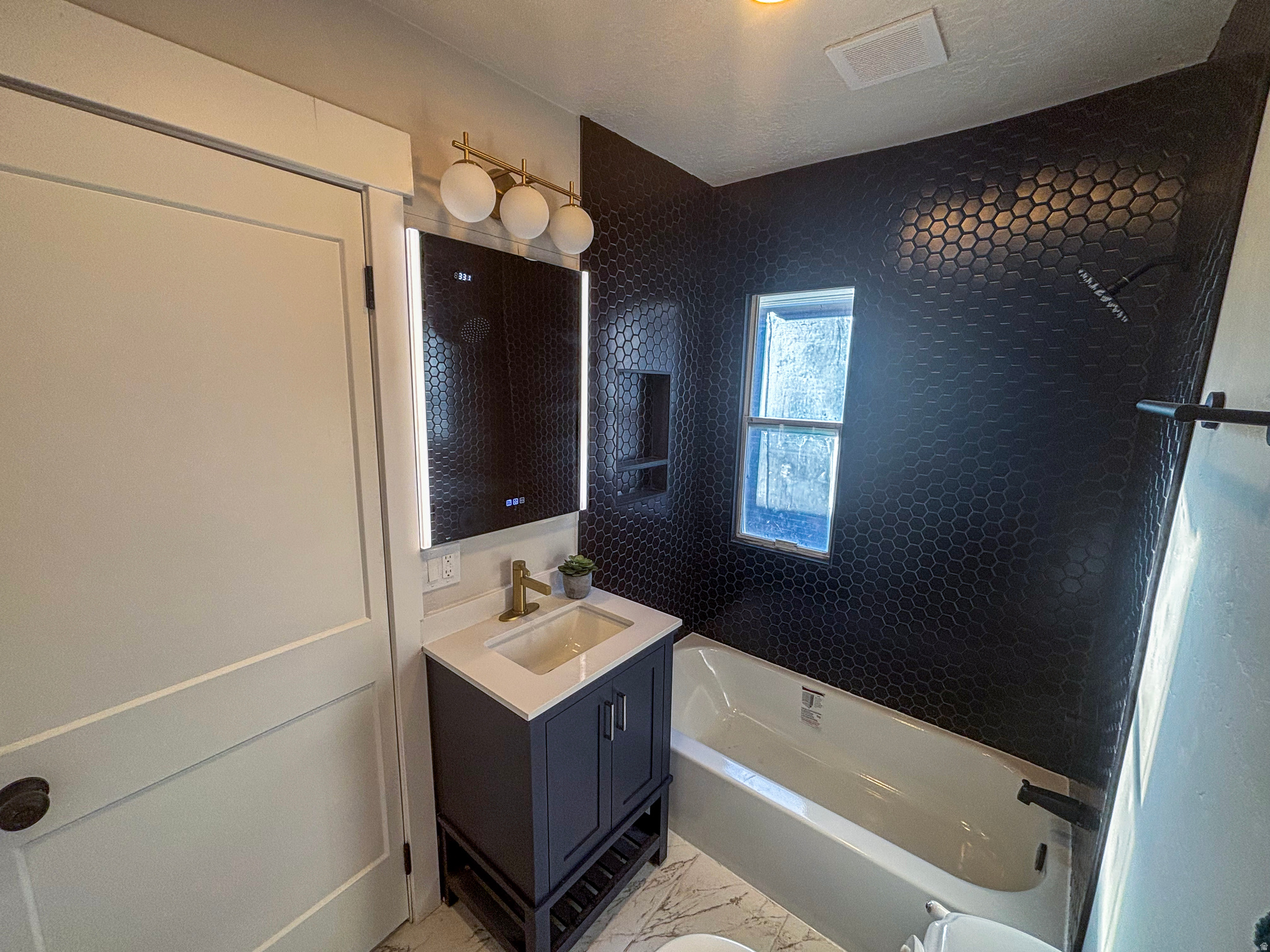 COATES - Residential