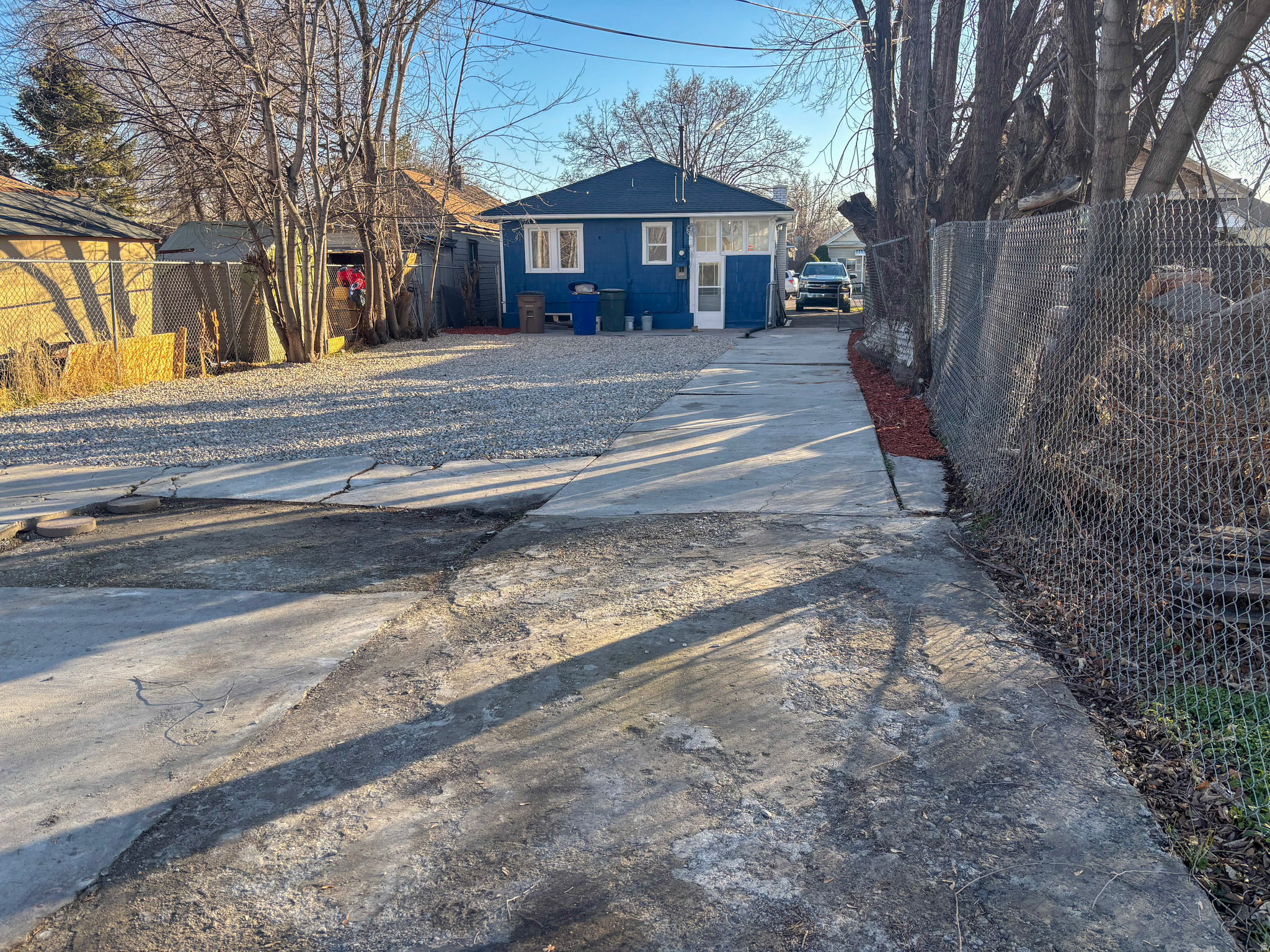 COATES - Residential