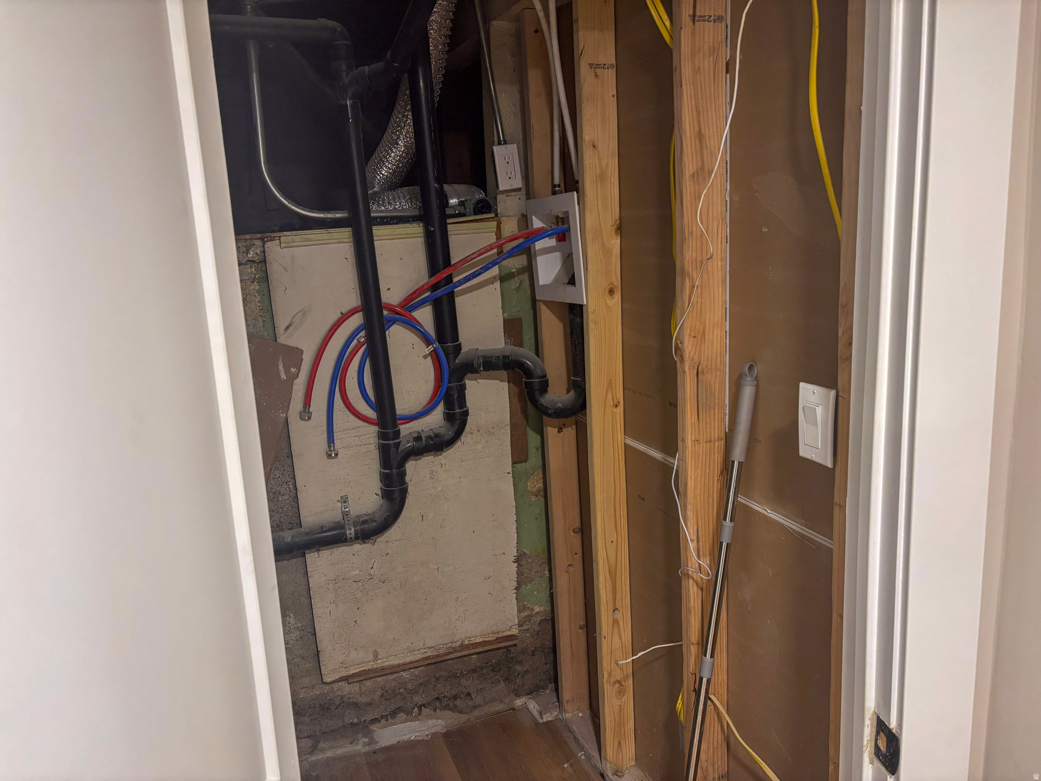 COATES - Residential