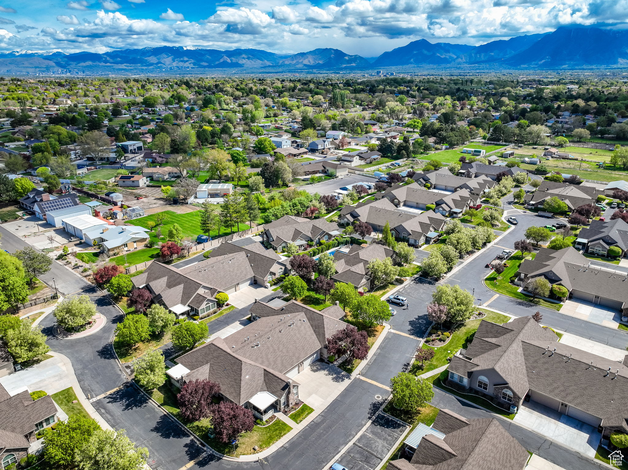 6953 S Country Home Ln, West Jordan, Utah image 25