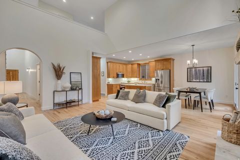 Tiny photo for 3261 E LANTERN HILL CT, Cottonwood Heights, UT 84093 (MLS # 2123797)