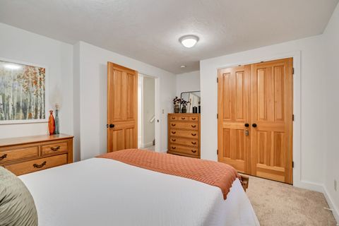 Tiny photo for 3261 E LANTERN HILL CT, Cottonwood Heights, UT 84093 (MLS # 2123797)