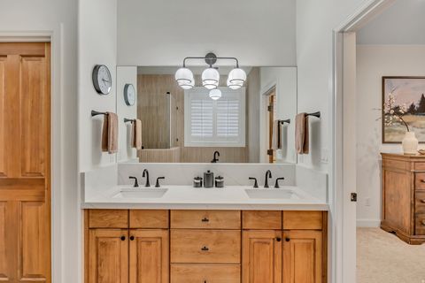 Tiny photo for 3261 E LANTERN HILL CT, Cottonwood Heights, UT 84093 (MLS # 2123797)