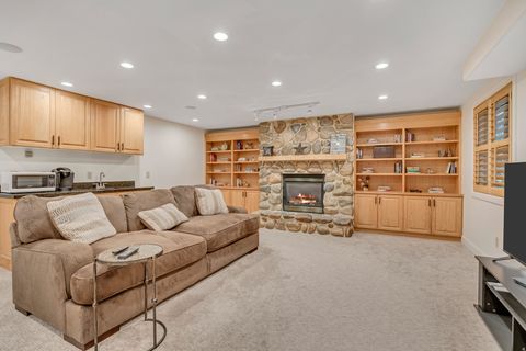 Tiny photo for 3261 E LANTERN HILL CT, Cottonwood Heights, UT 84093 (MLS # 2123797)