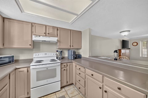 Tiny photo for 665 N 100 E #8, Provo, UT 84606 (MLS # 2183298)