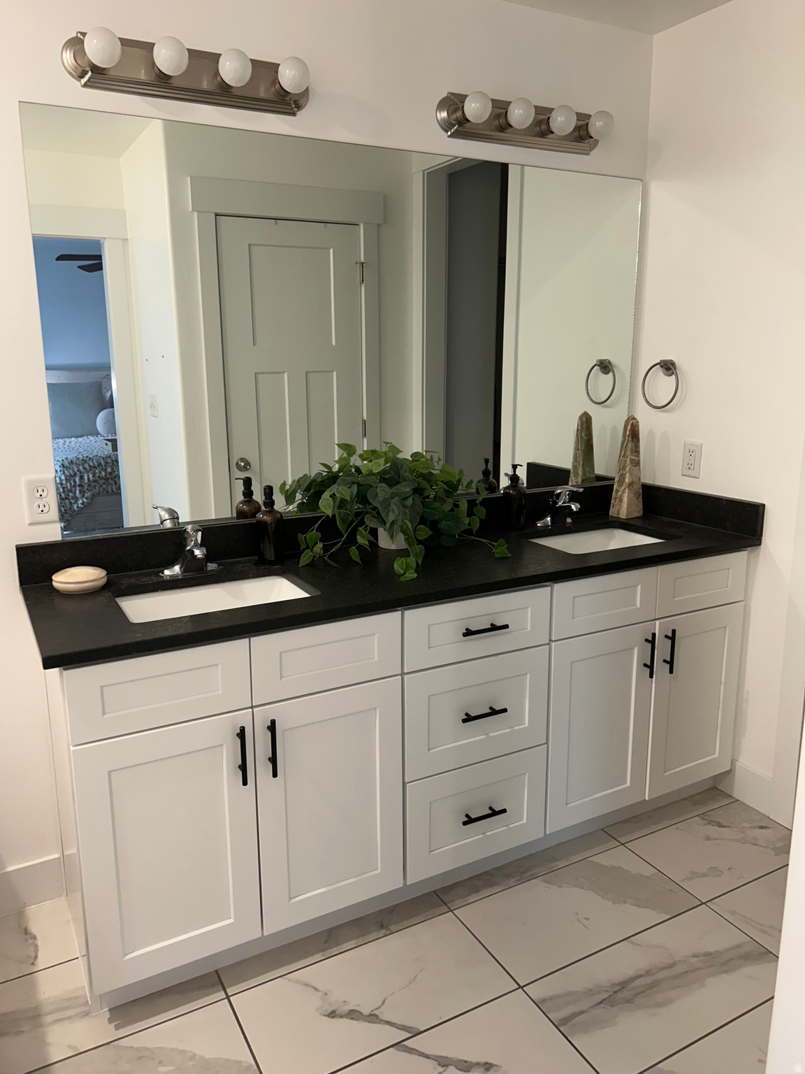 EAGLE POINT - Residential