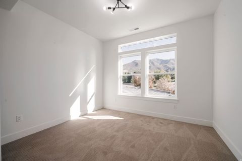 Tiny photo for 5619 S FOX CHASE DR E, South Ogden, UT 84403 (MLS # 2144501)