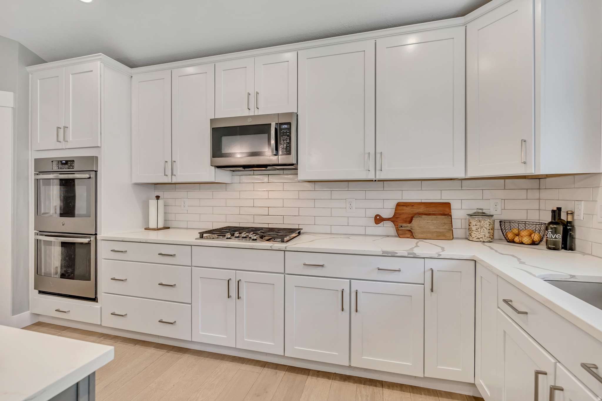 BRENTWOOD ESTATES - Residential