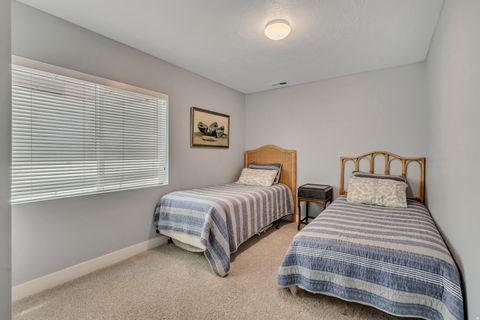 Tiny photo for 1668 N 400 W, Farmington, UT 84025 (MLS # 2150909)