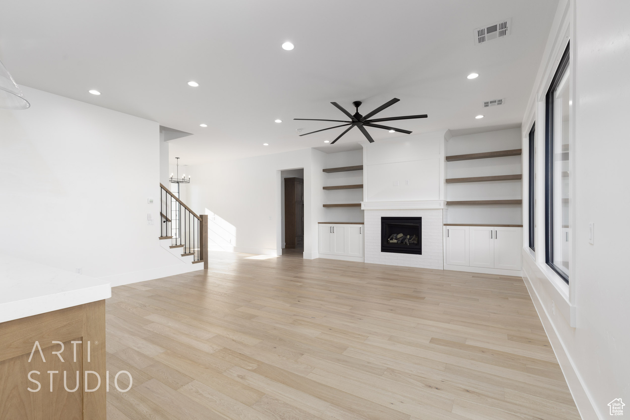 MAJESTIC FIELDS - Residential