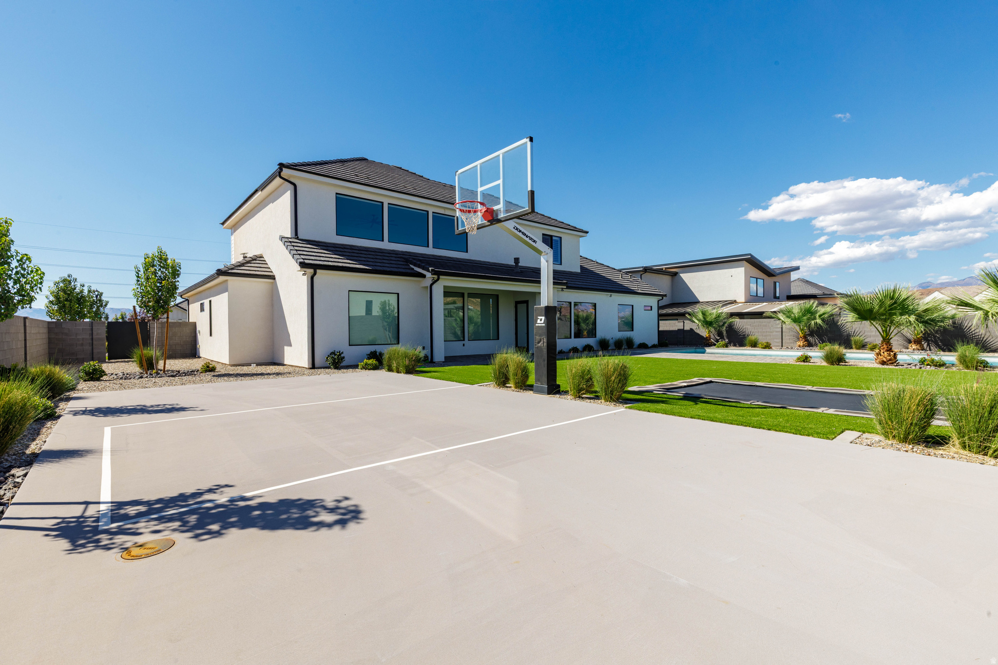 MAJESTIC FIELDS - Residential