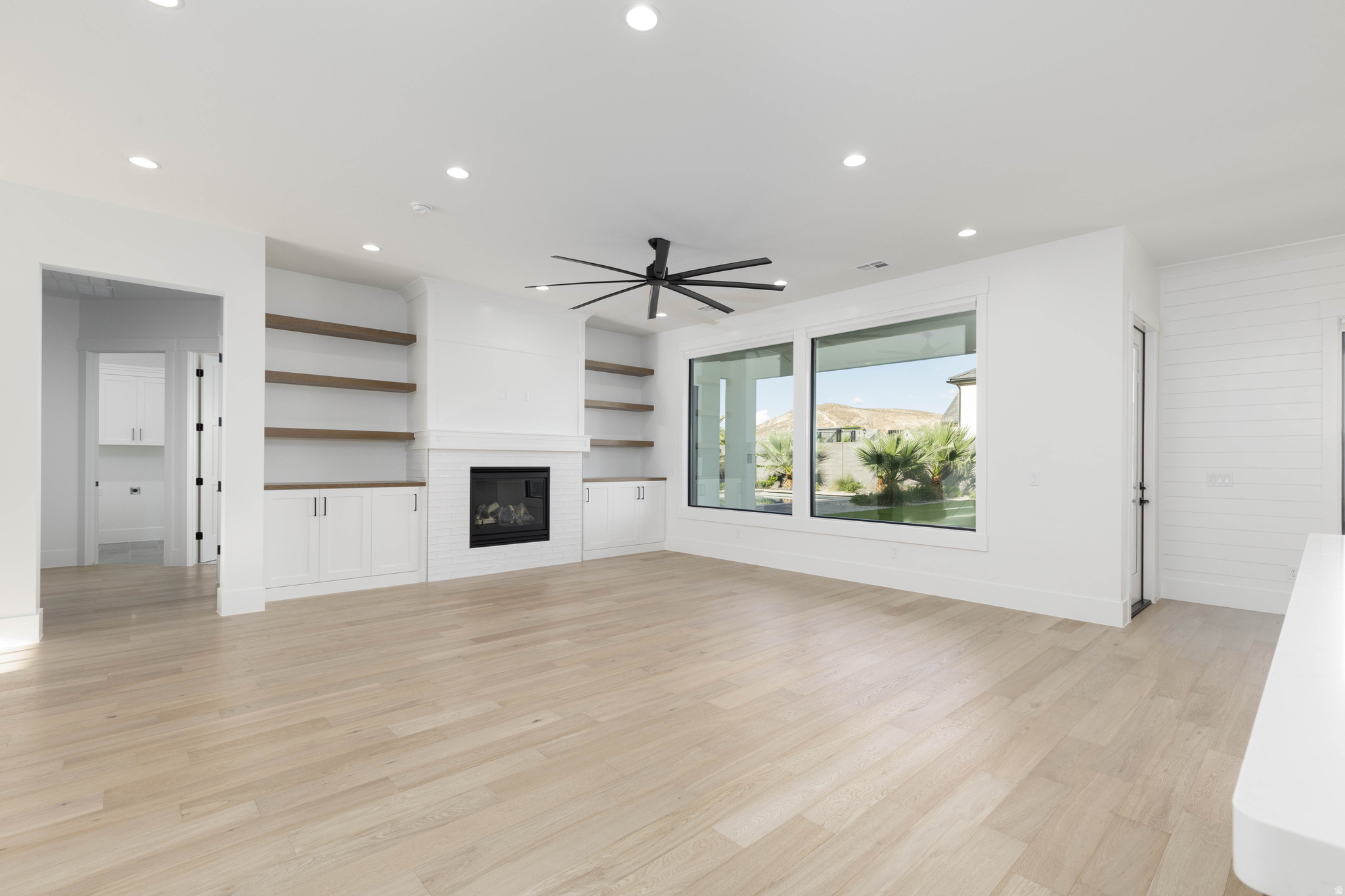 MAJESTIC FIELDS - Residential