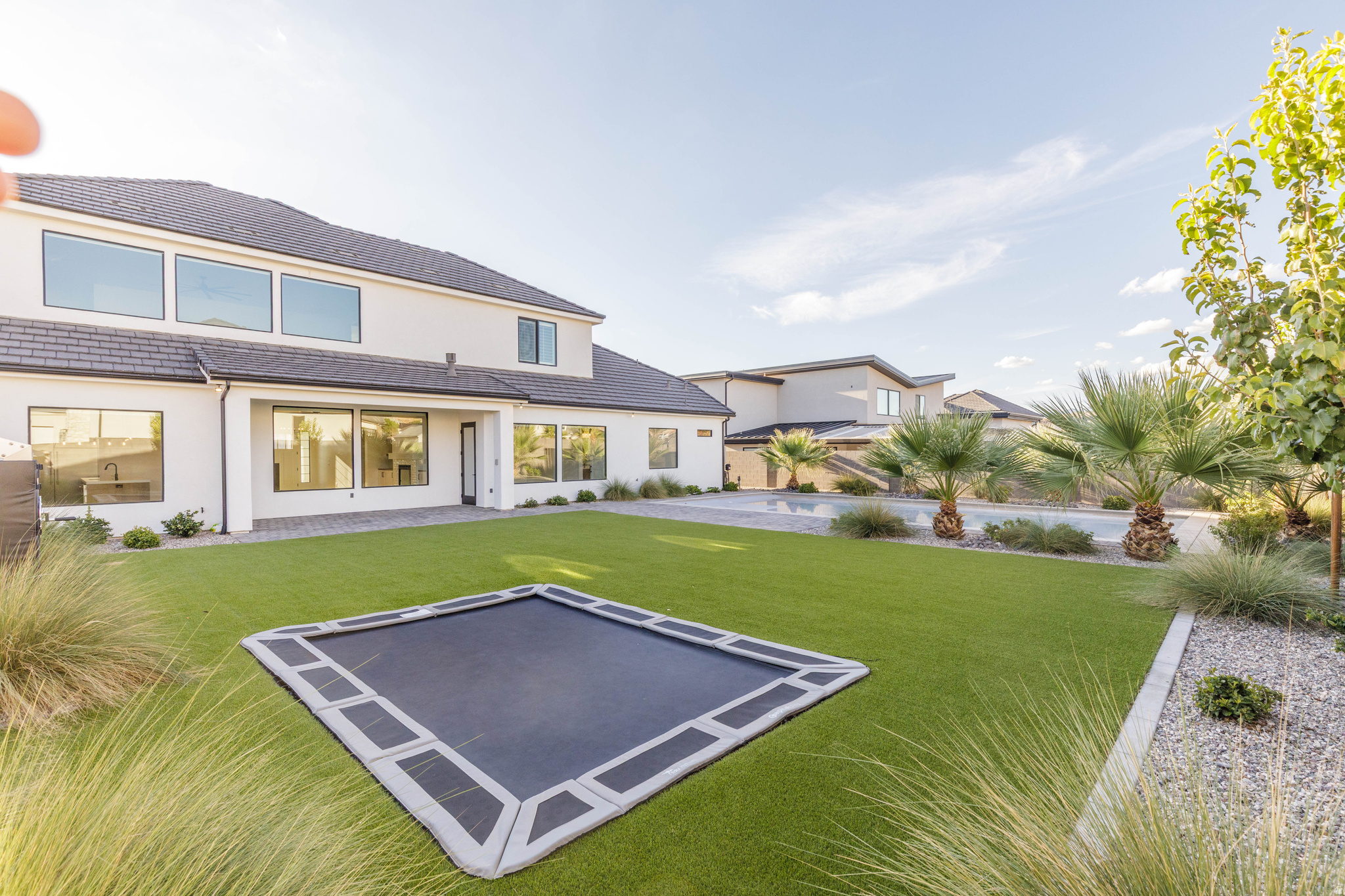 MAJESTIC FIELDS - Residential