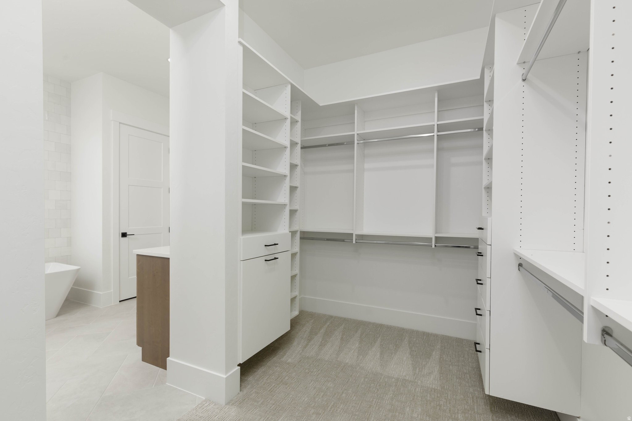 MAJESTIC FIELDS - Residential