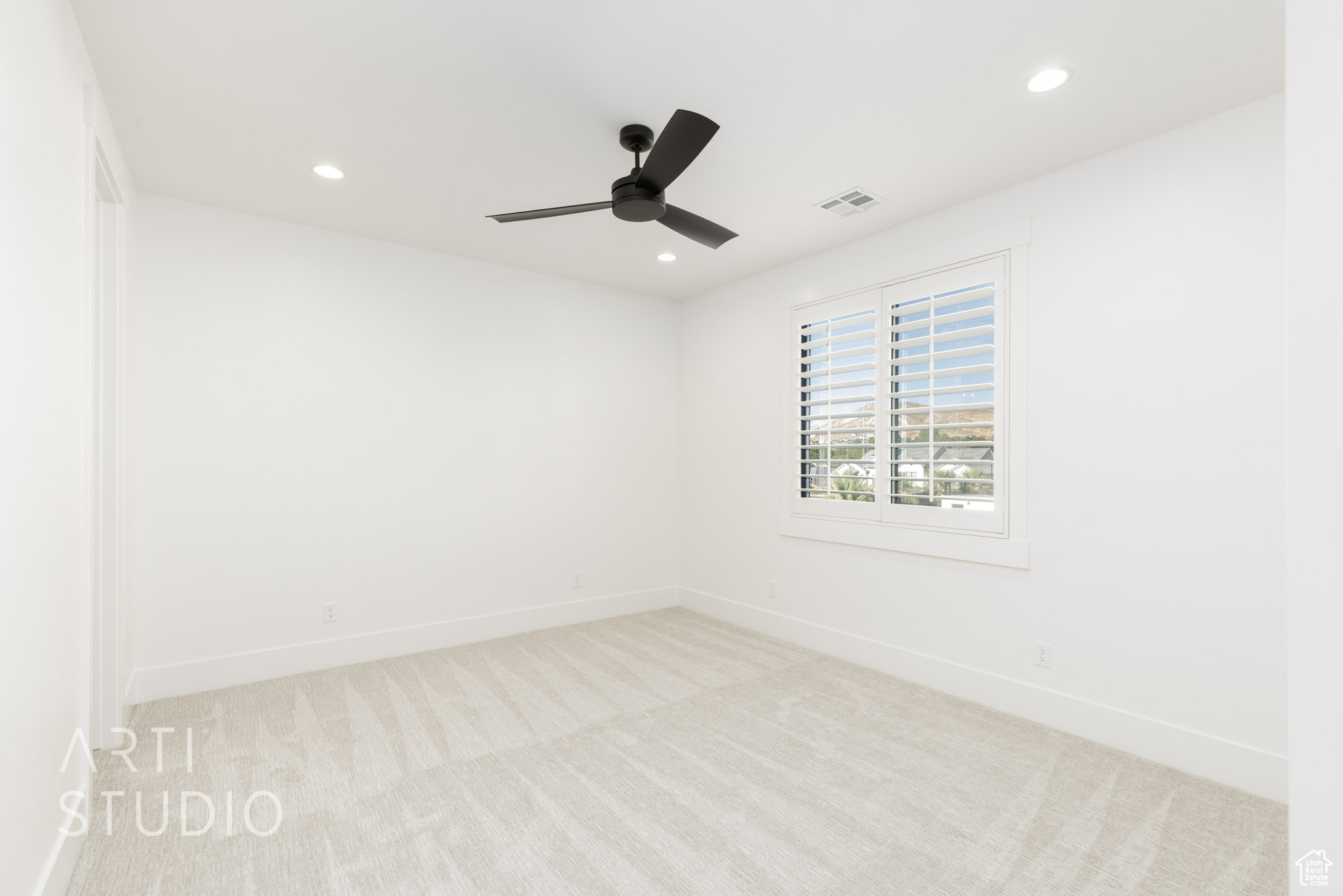 MAJESTIC FIELDS - Residential