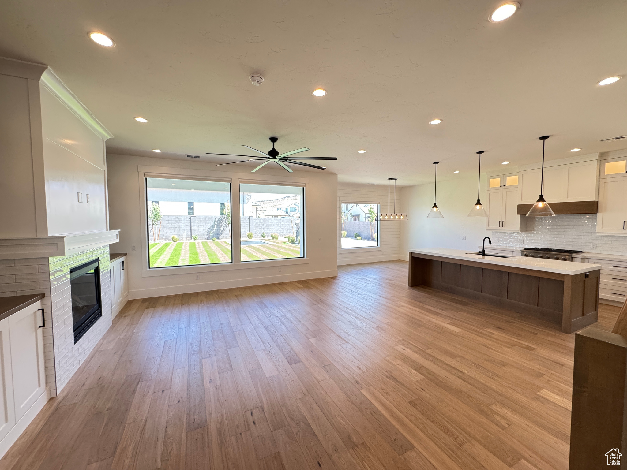 MAJESTIC FIELDS - Residential