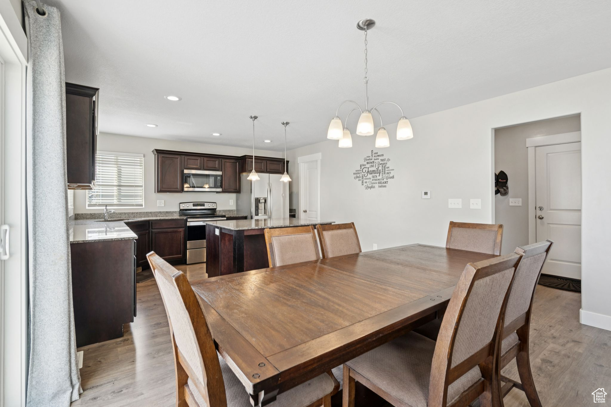 BRANDON PARK - Residential