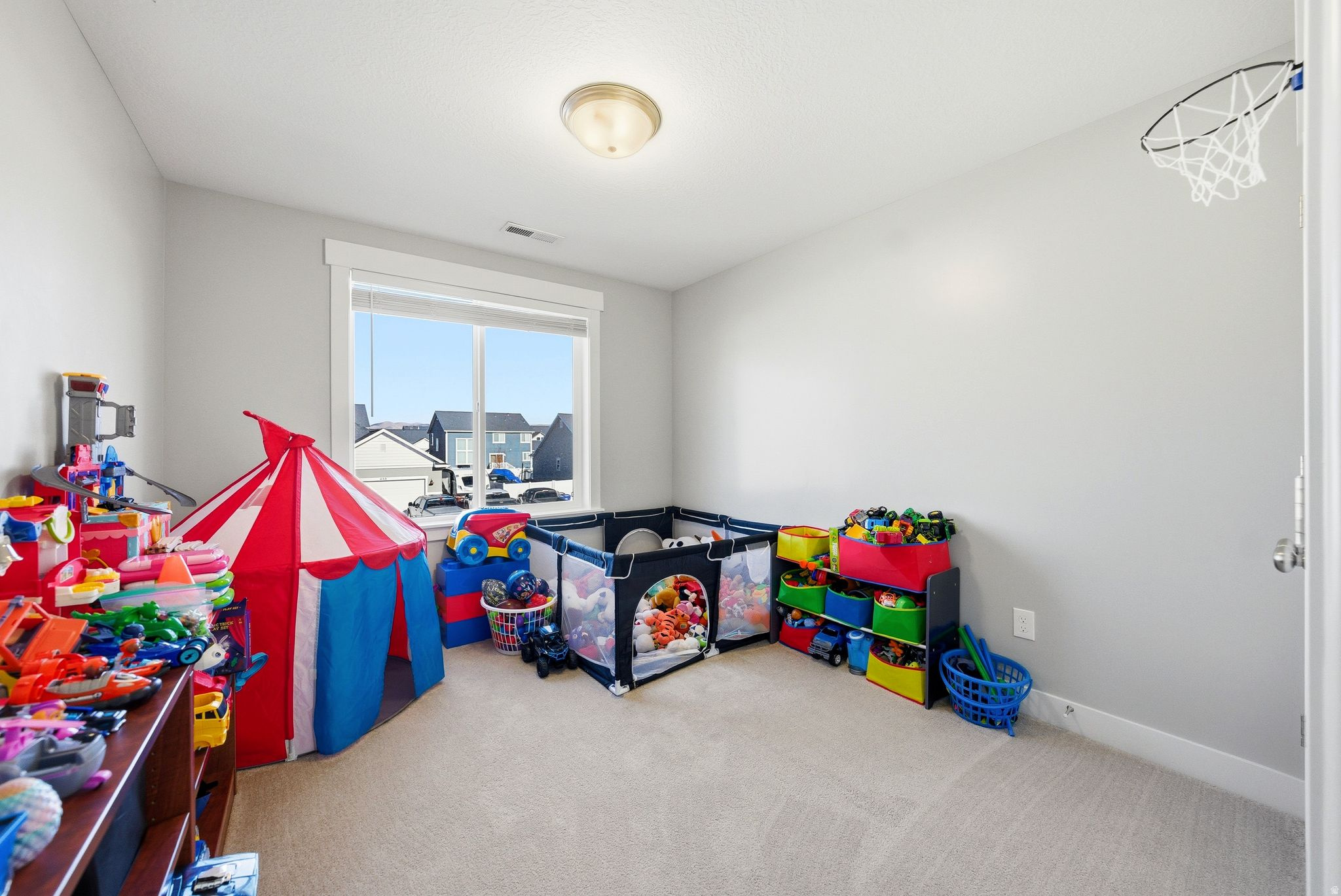 BRANDON PARK - Residential