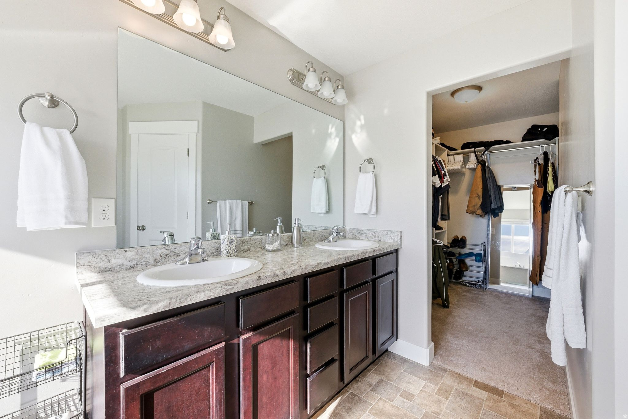 BRANDON PARK - Residential