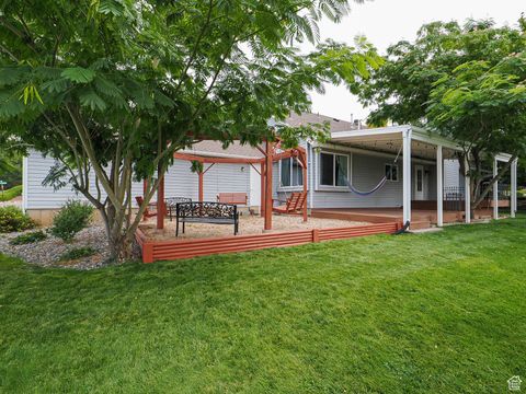 Tiny photo for 415 N COLUMBUS LN W, Elk Ridge, UT 84651 (MLS # 2110798)