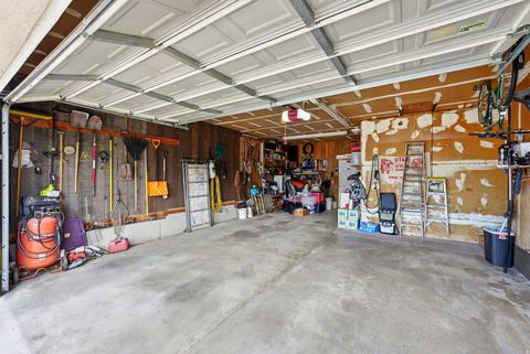 Tiny photo for 5417 S COLLISEUM CT, Taylorsville, UT 84129 (MLS # 2150924)