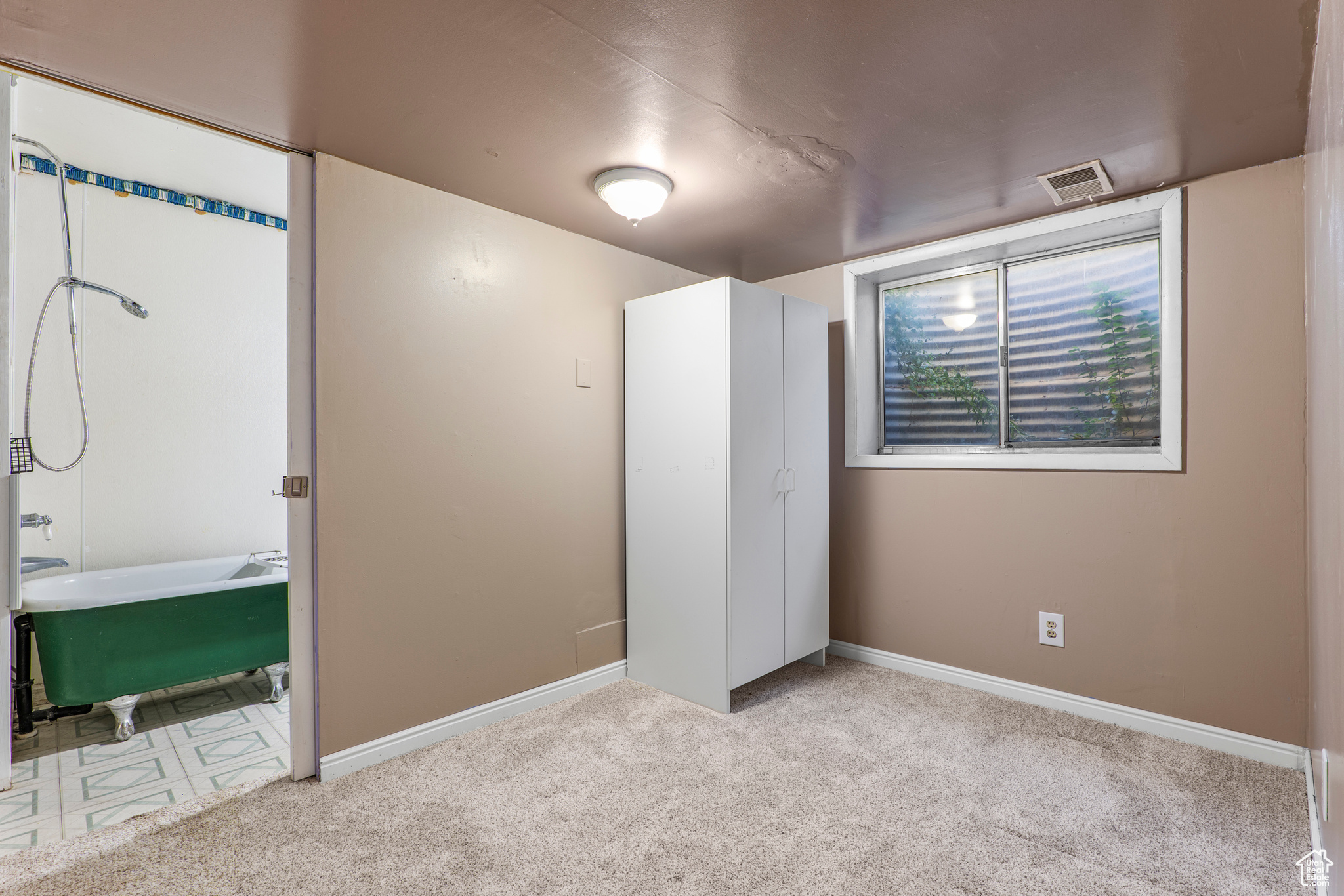 MEADOW GREEN - Residential