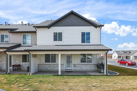 Tiny photo for 2987 S OLD EMIGRANT RD #A, Syracuse, UT 84075 (MLS # 2140008)