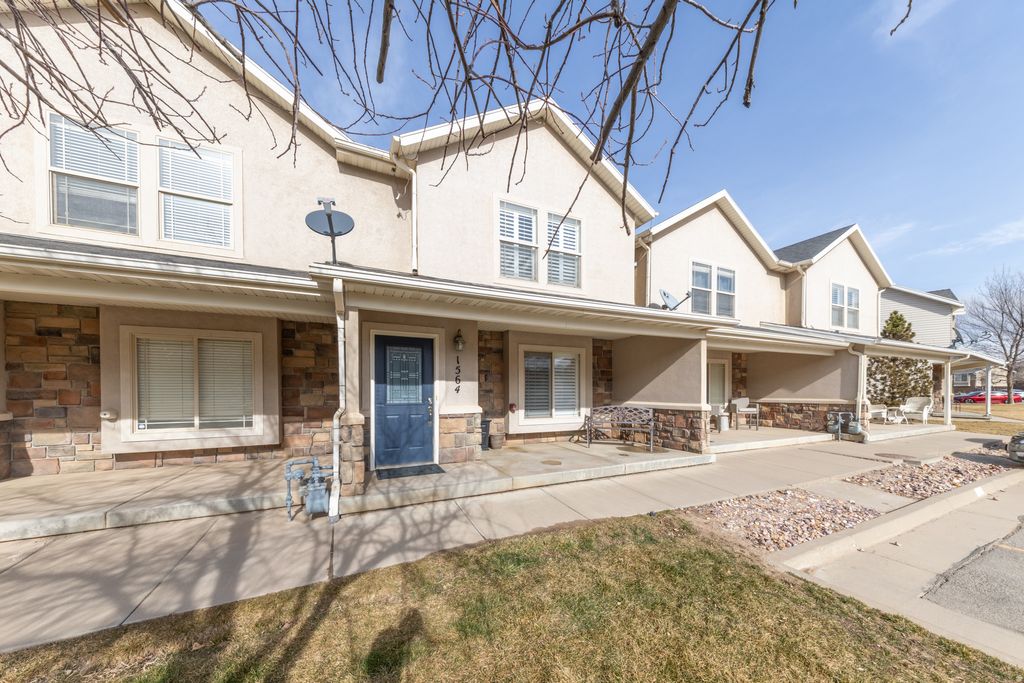 Photo of 1564 E SANDALWOOD DR S, South Weber, UT 84405 (MLS # 2135933)