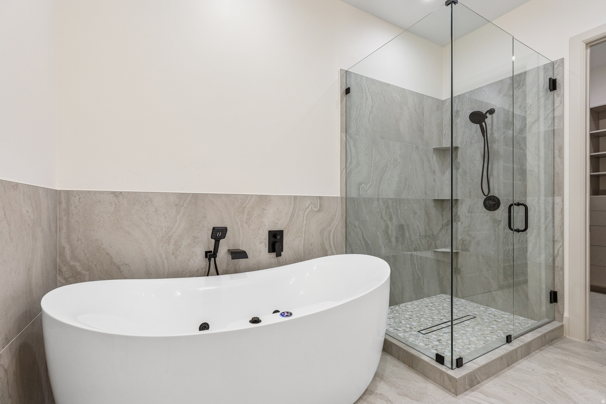 FALCON RIDGE PH 4 - Residential