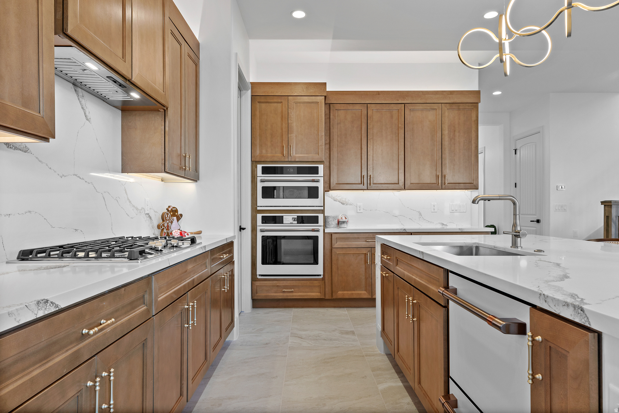 FALCON RIDGE PH 4 - Residential