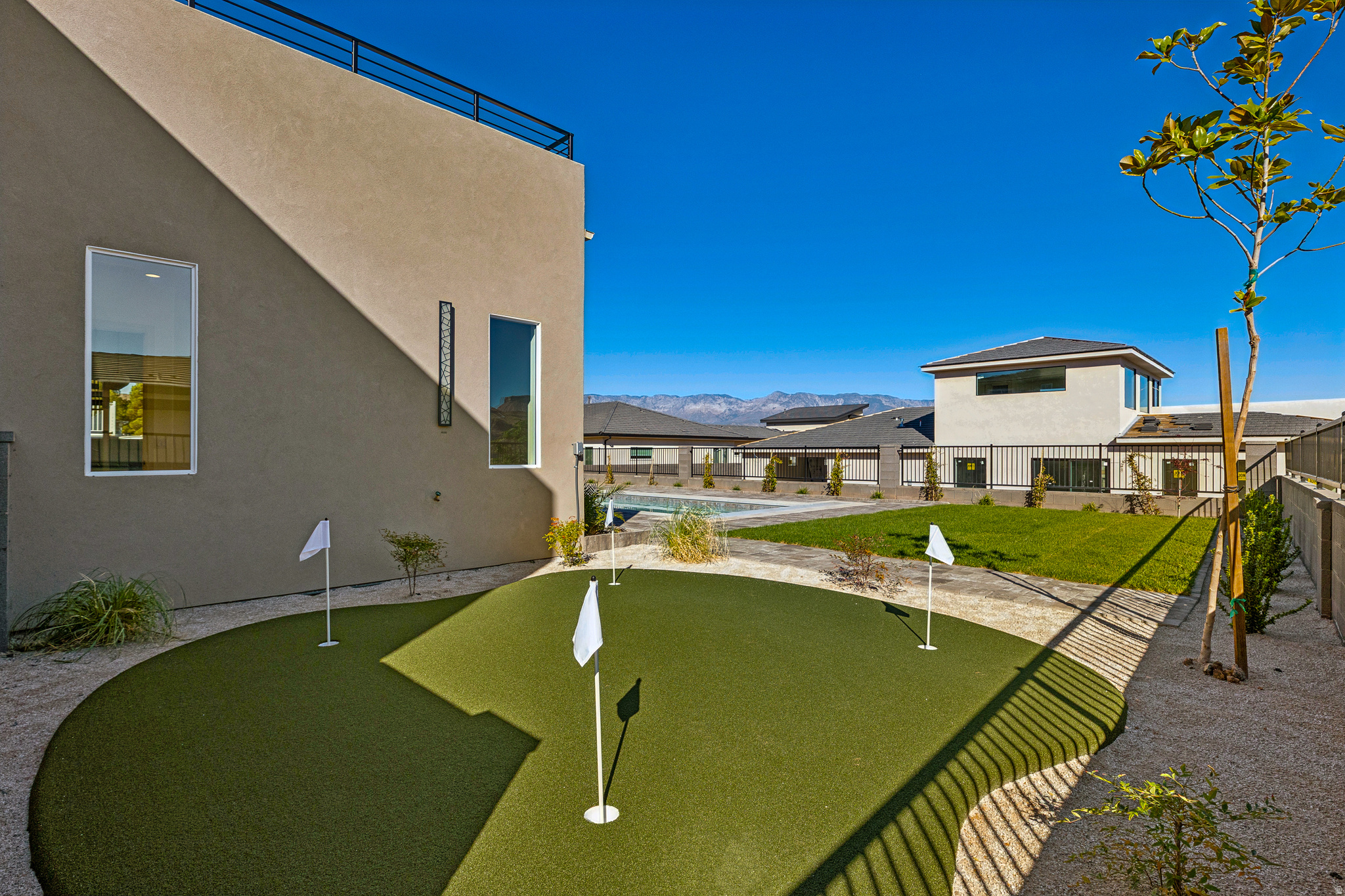 FALCON RIDGE PH 4 - Residential