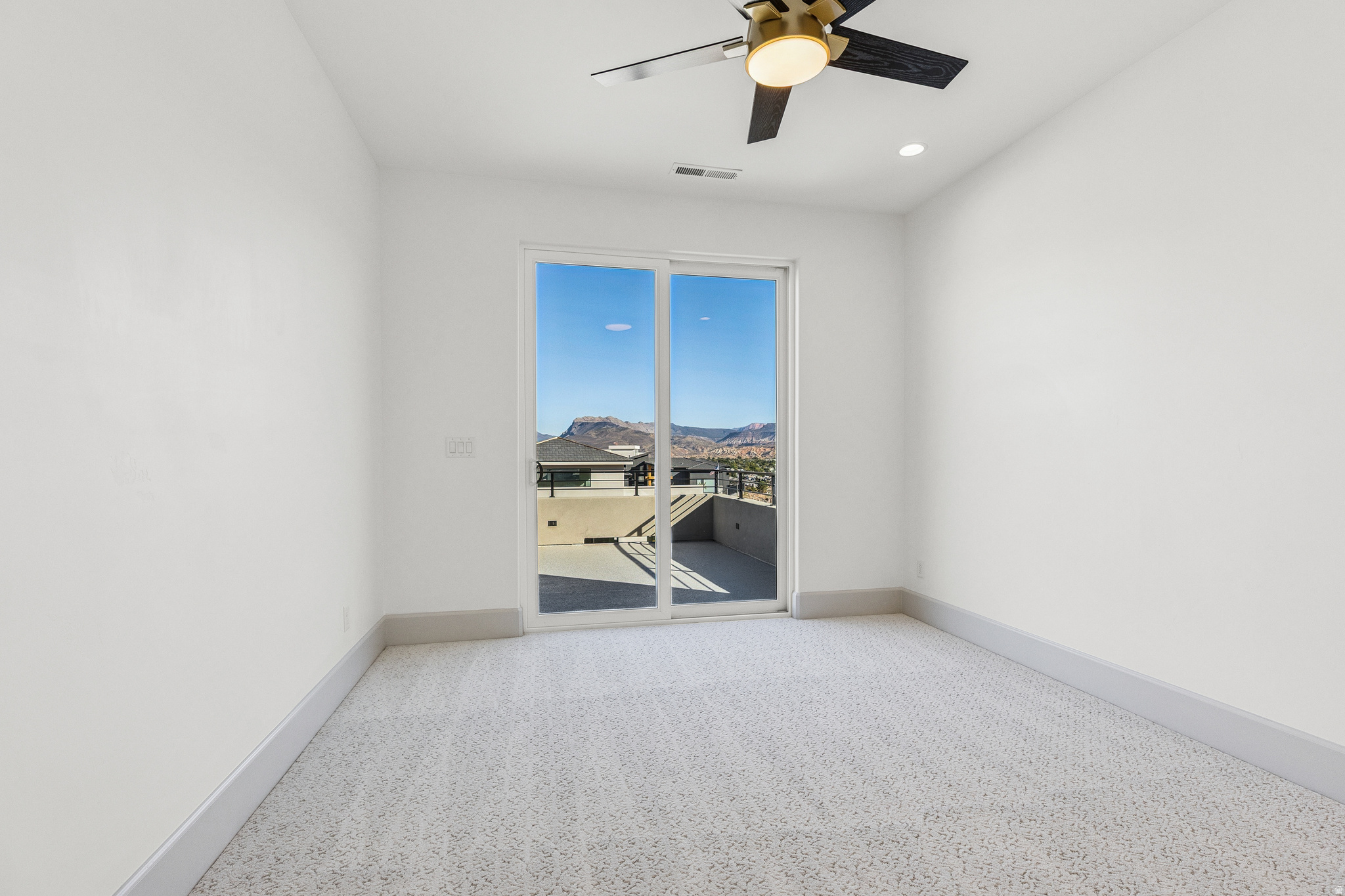 FALCON RIDGE PH 4 - Residential