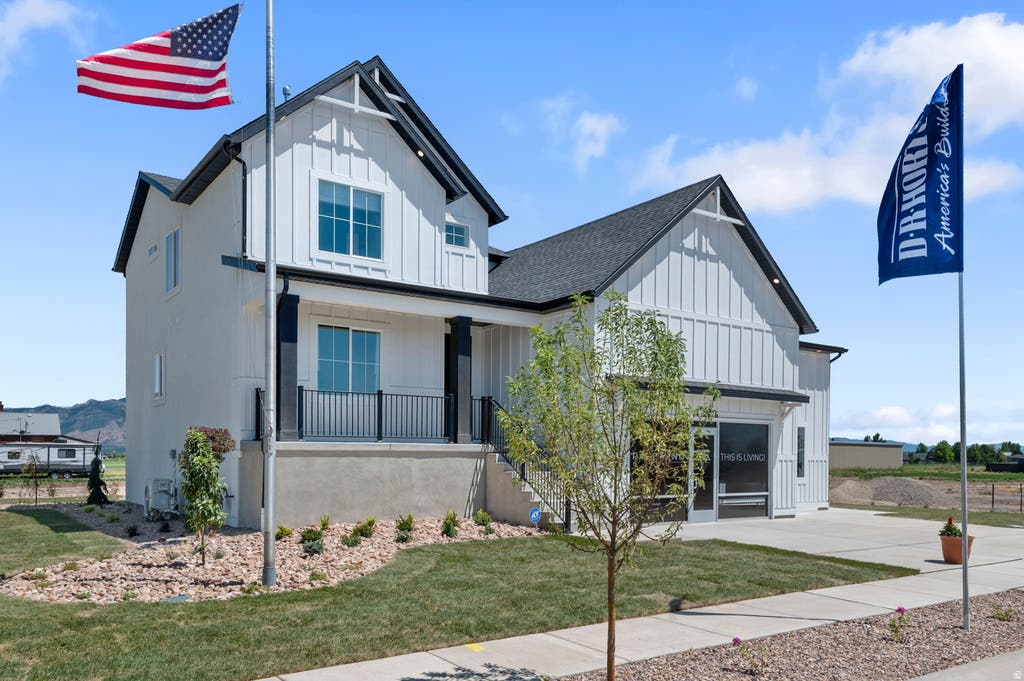 Photo of 1340 N 1275 E #13, Logan, UT 84341 (MLS # 2178987)