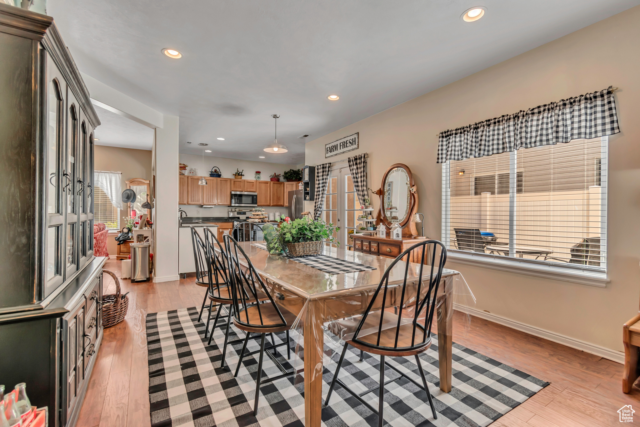 MAPLES AT JORDAN HILLS - Residential