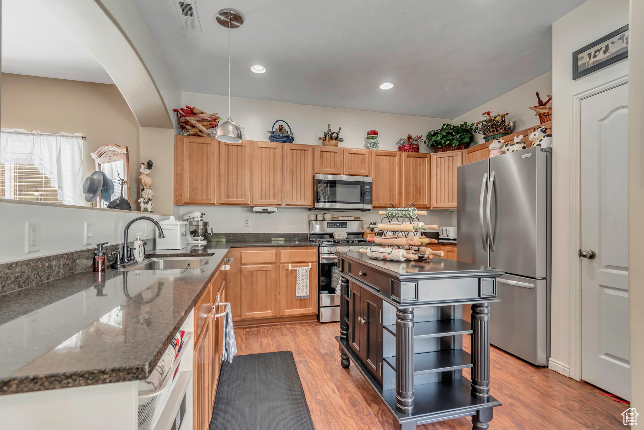 MAPLES AT JORDAN HILLS - Residential