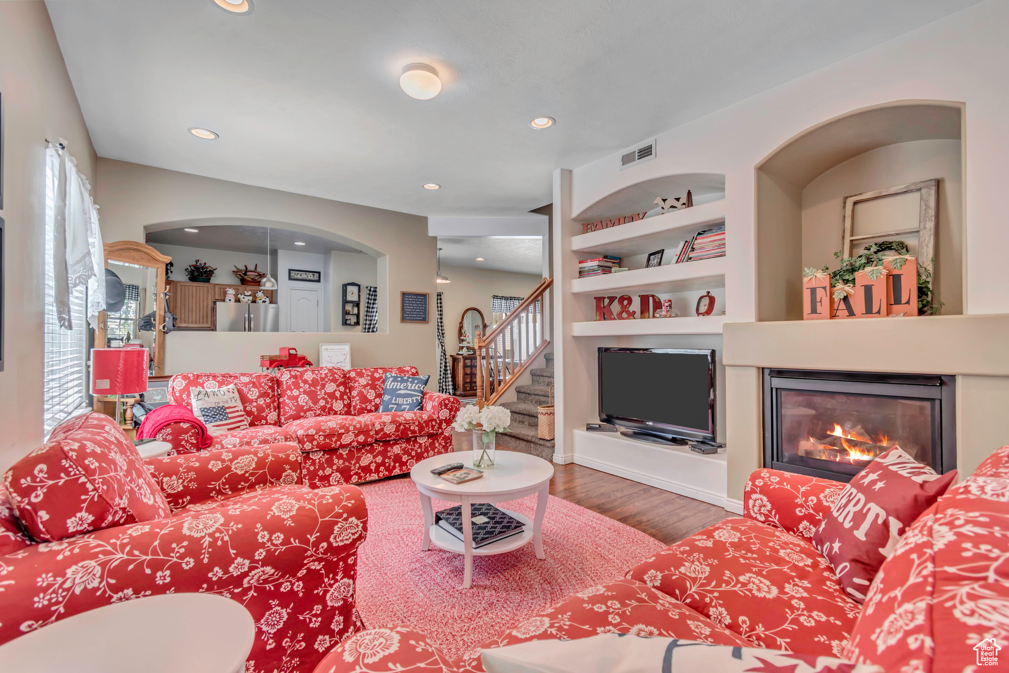 MAPLES AT JORDAN HILLS - Residential