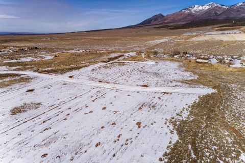 Tiny photo for 16 DEAN CT #6, La Sal, UT 84530 (MLS # 1722783)