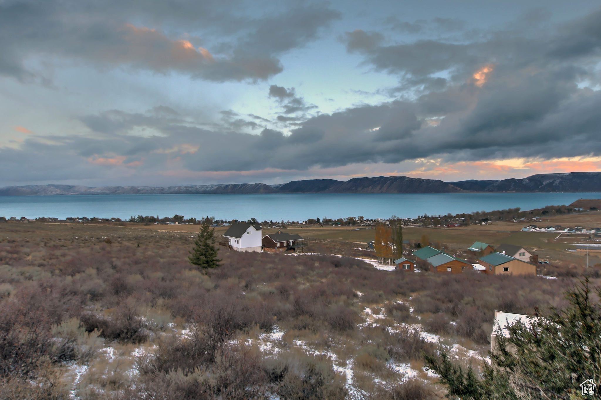 2256 S Valleyview Dr, Garden City, Utah image 35