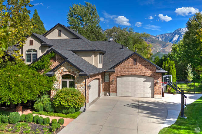 RED BIRCH ESTATES - Residential