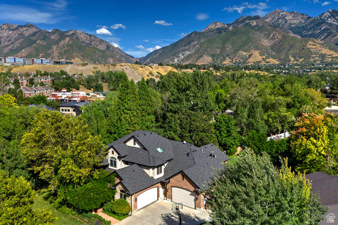 RED BIRCH ESTATES - Residential