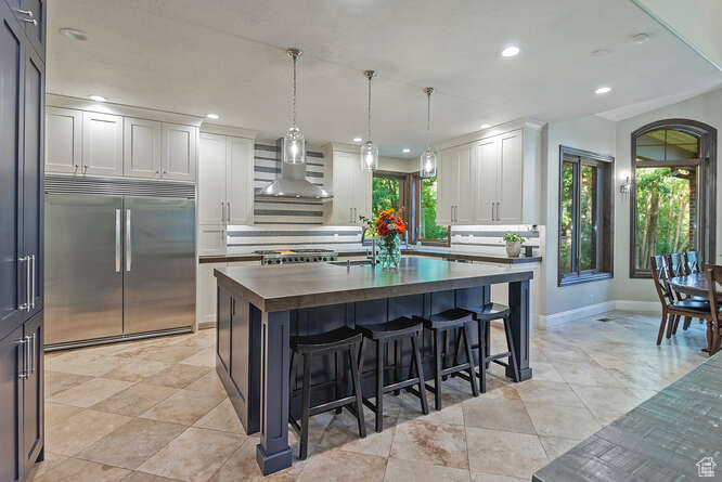 RED BIRCH ESTATES - Residential